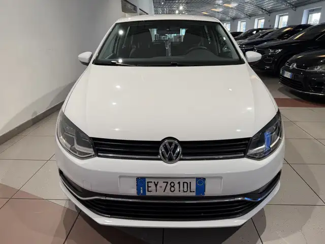 Volkswagen Polo view 7