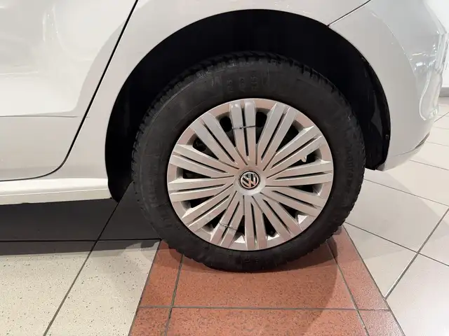 Volkswagen Polo view 14