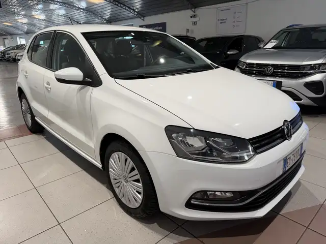 Volkswagen Polo view 6