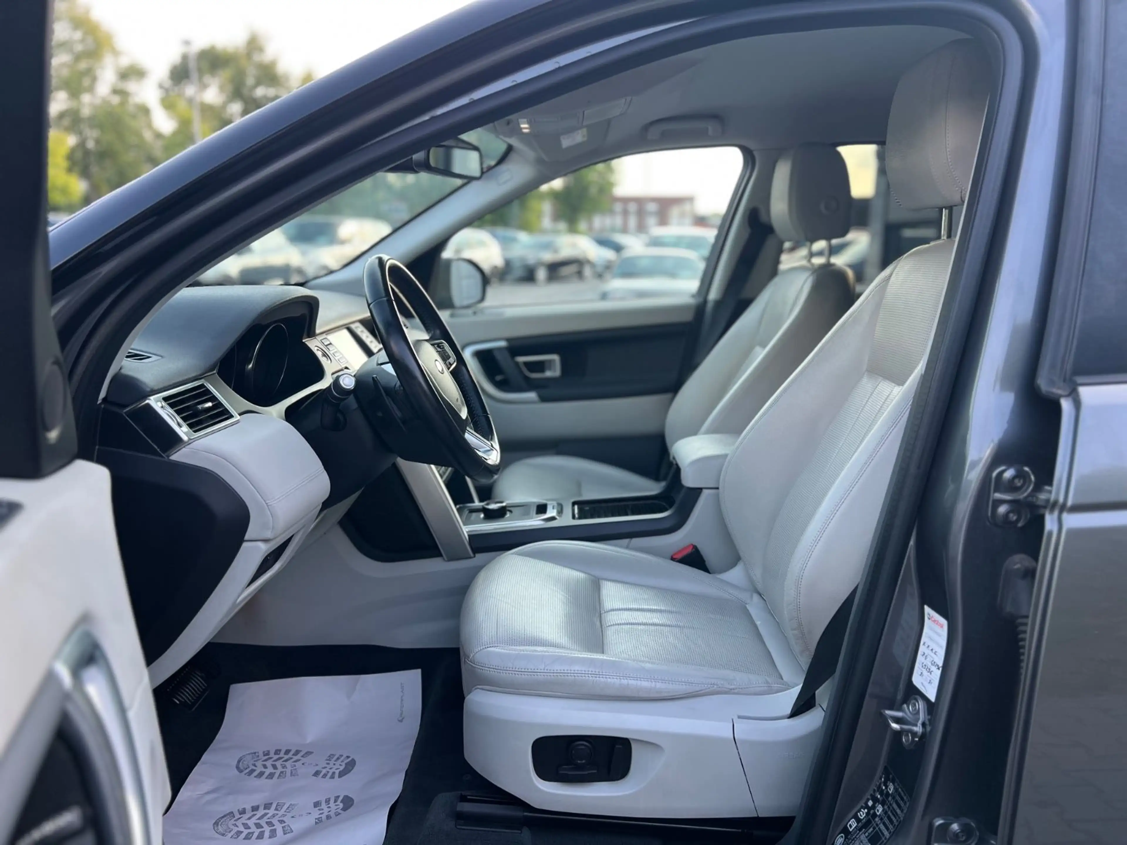 Land Rover Discovery Sport HSE*AUTOMATIK*BI-XENON*LEDER*CAM — photo 13