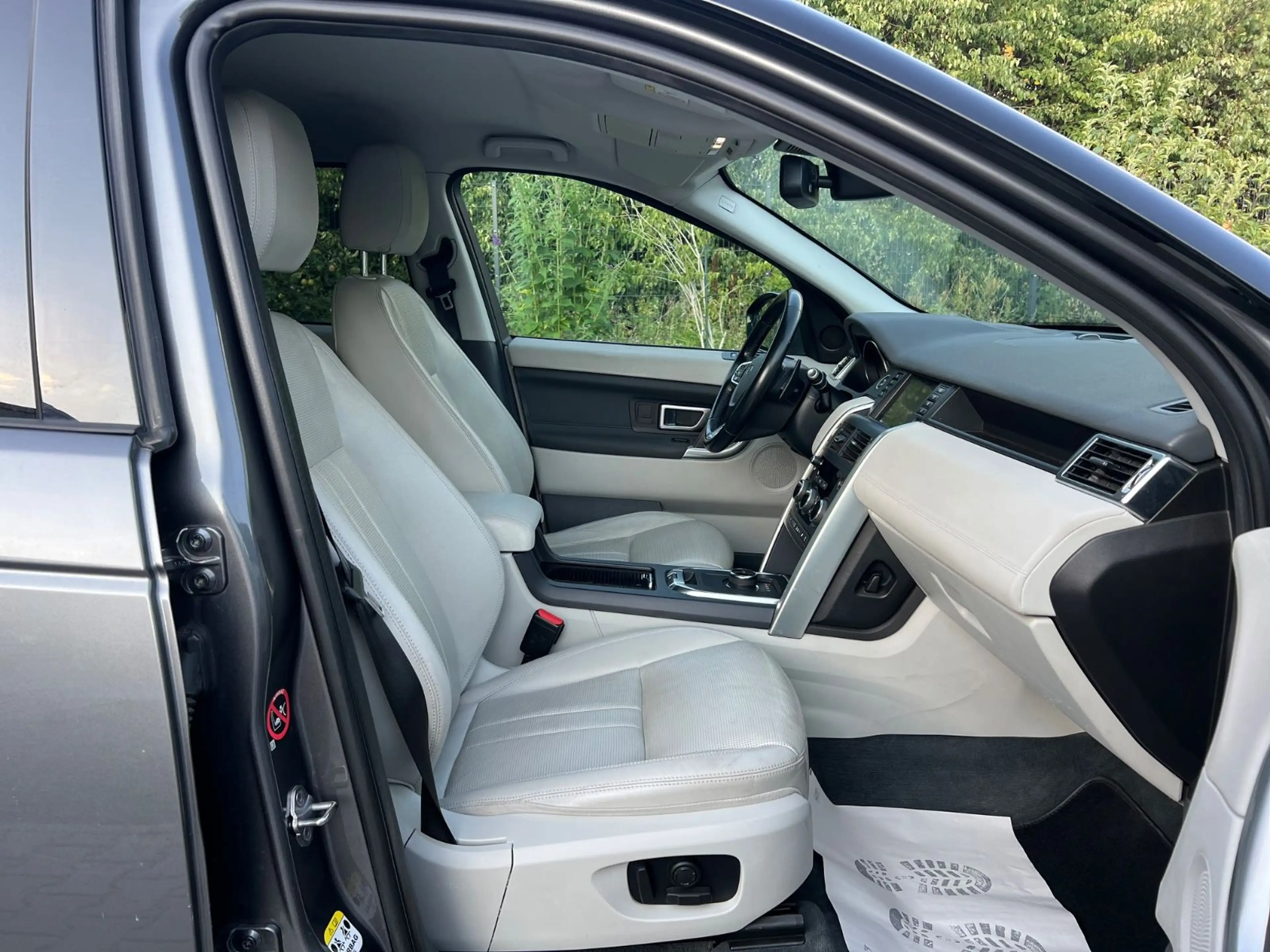 Land Rover Discovery Sport HSE*AUTOMATIK*BI-XENON*LEDER*CAM — photo 11
