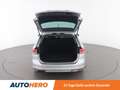 Volkswagen Passat 2.0 TDI Comfortline BlueMotion Silber - thumbnail 16