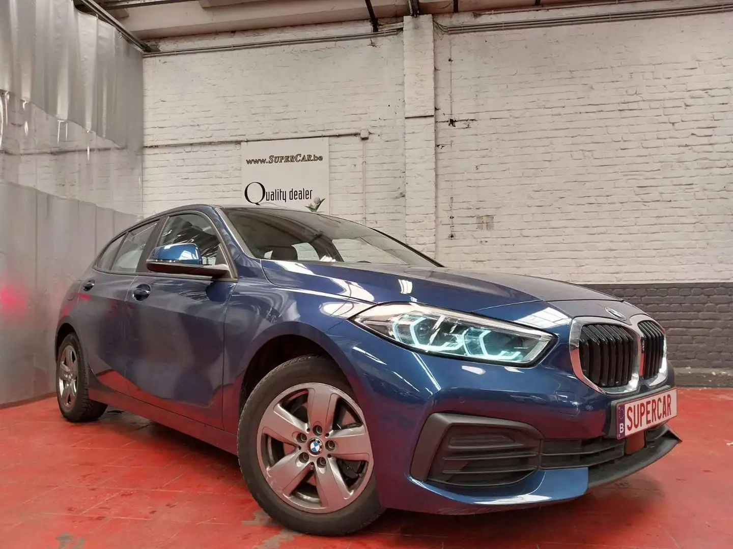BMW 118 118i OPF * CARPLAY * GPS * BLTH * 399 X 50 M * Bleu - 1
