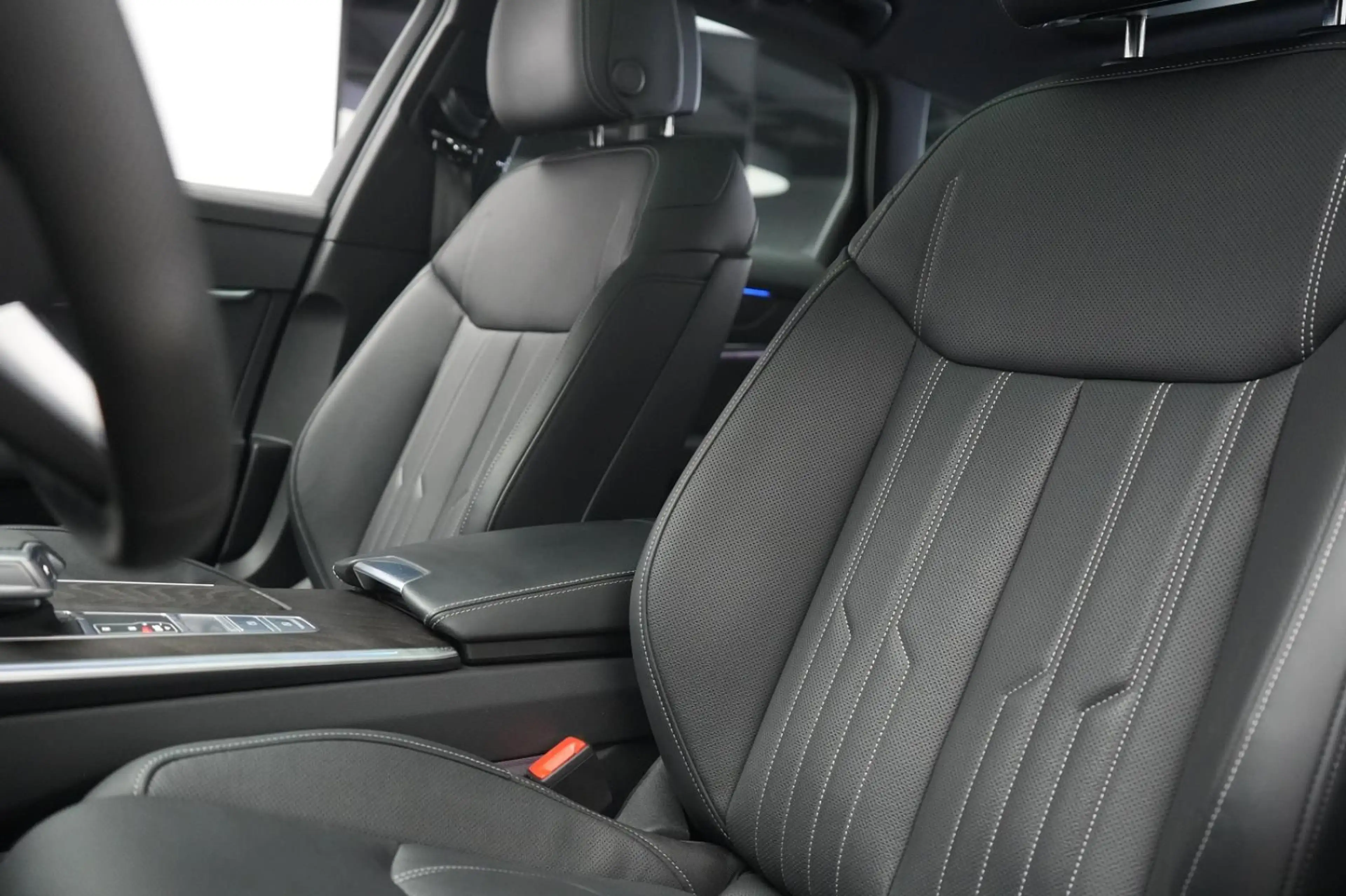 Audi S6 TDI quattro tiptronic Leder/Virtual/B&O/Pano/ — photo 12