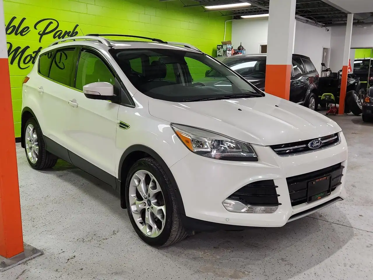 Ford Escape снимка Ford Escape