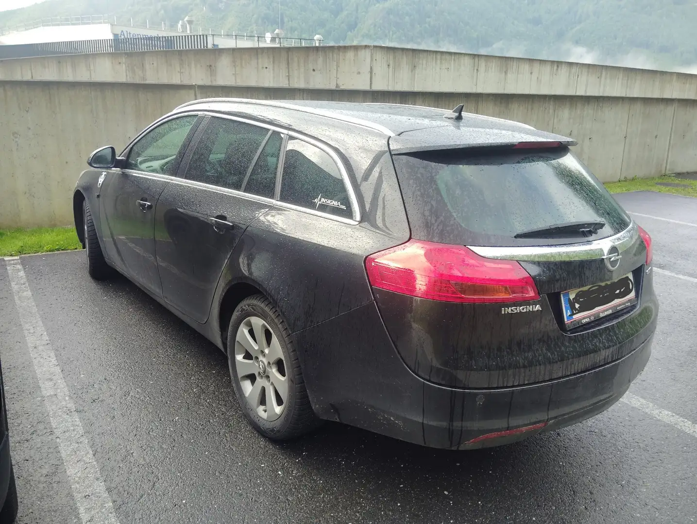 Opel Insignia Insignia ST 2,0 Cosmo CDTI DPF Cosmo Schwarz - 1
