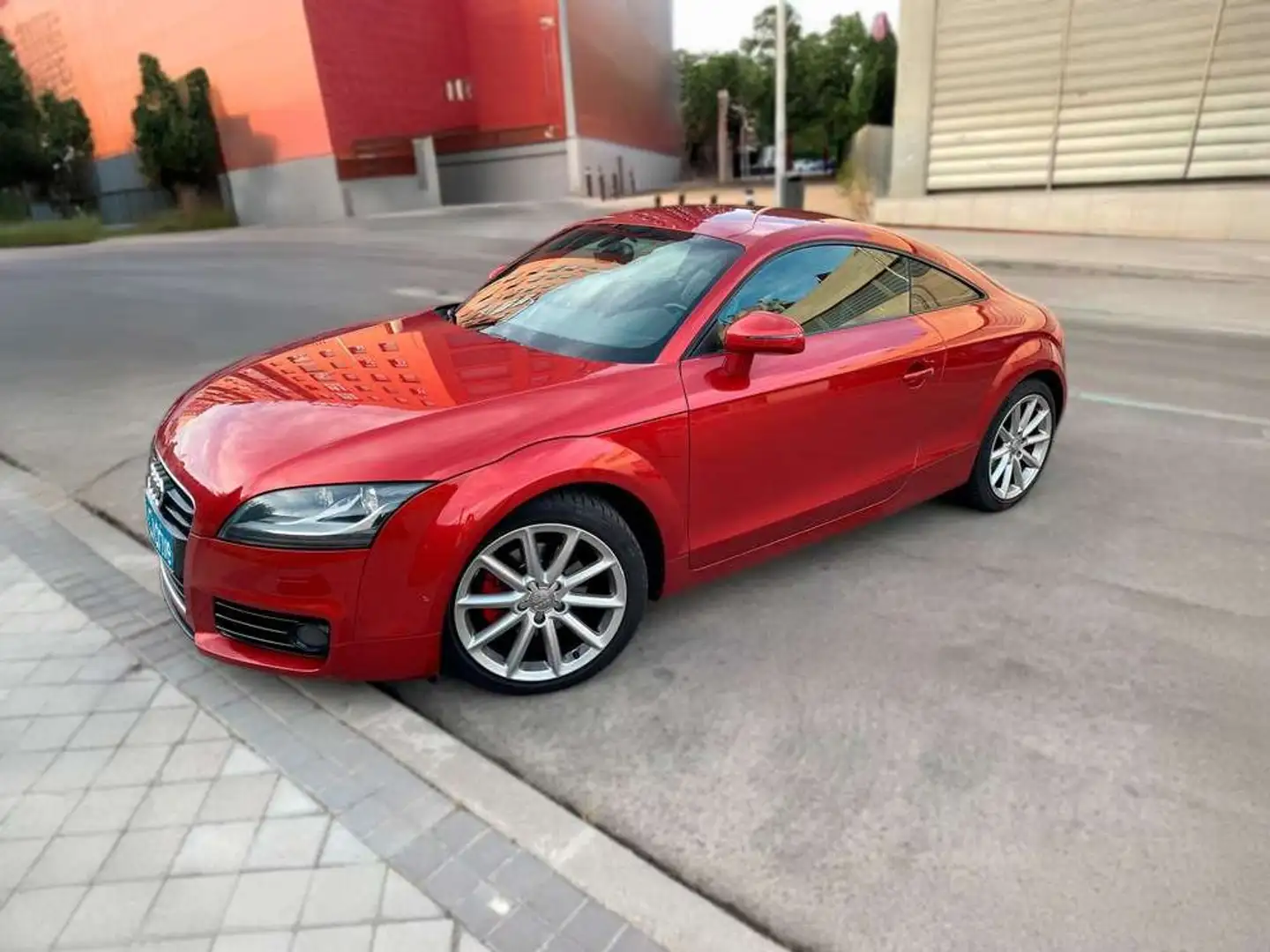Audi TT Coupé 1.8 TFSI Rojo - 2