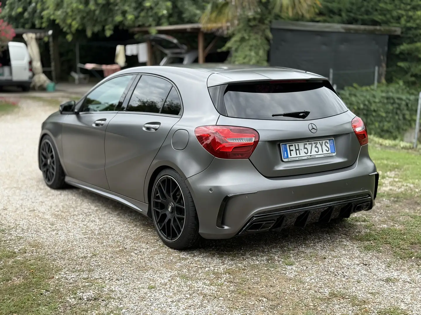 Mercedes-Benz A 220 4Matic 7G-DCT AMG Line Grigio - 2
