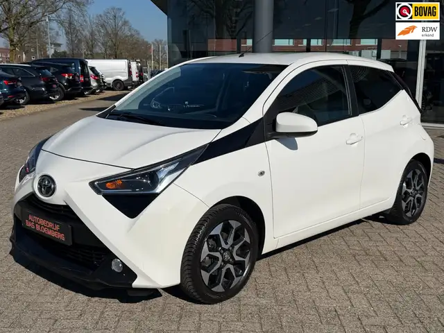 Toyota Aygo 1.0 VVT-i x-play, Airco, Apple carplay, Camera, lm