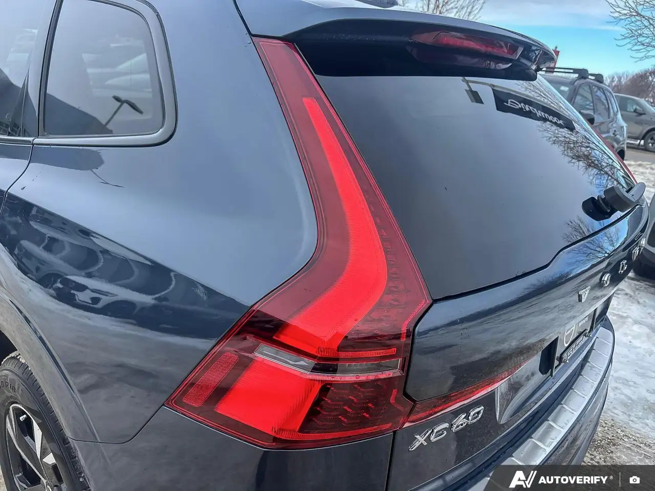 Volvo XC60 снимка Volvo XC60