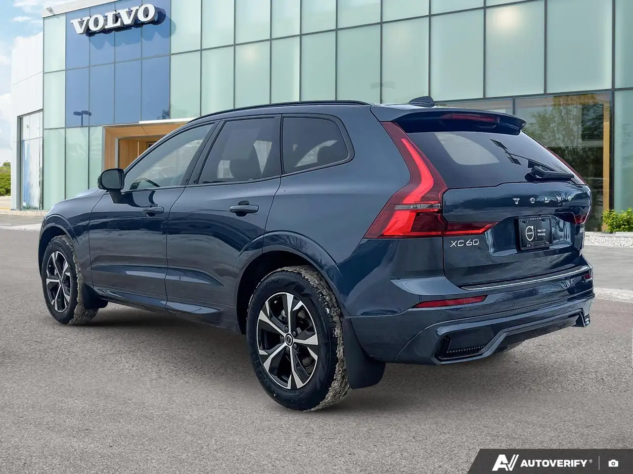 Volvo XC60 снимка Volvo XC60