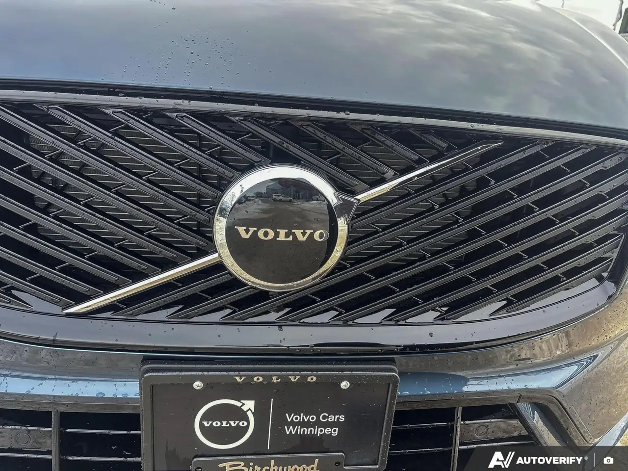 Volvo XC60 снимка Volvo XC60