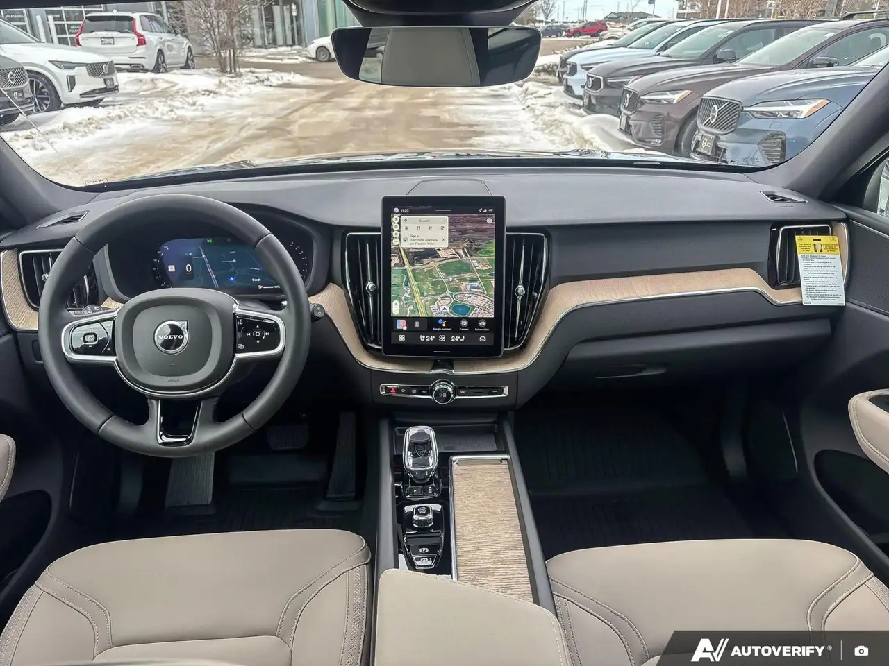 Volvo XC60 снимка Volvo XC60