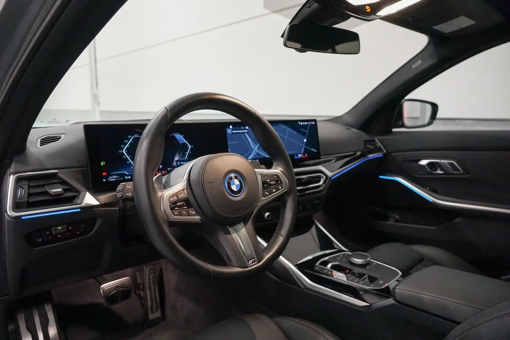 BMW 330 3-serie 330e xDrive M-Sport | Schuifdak | Head Up Gris - 2