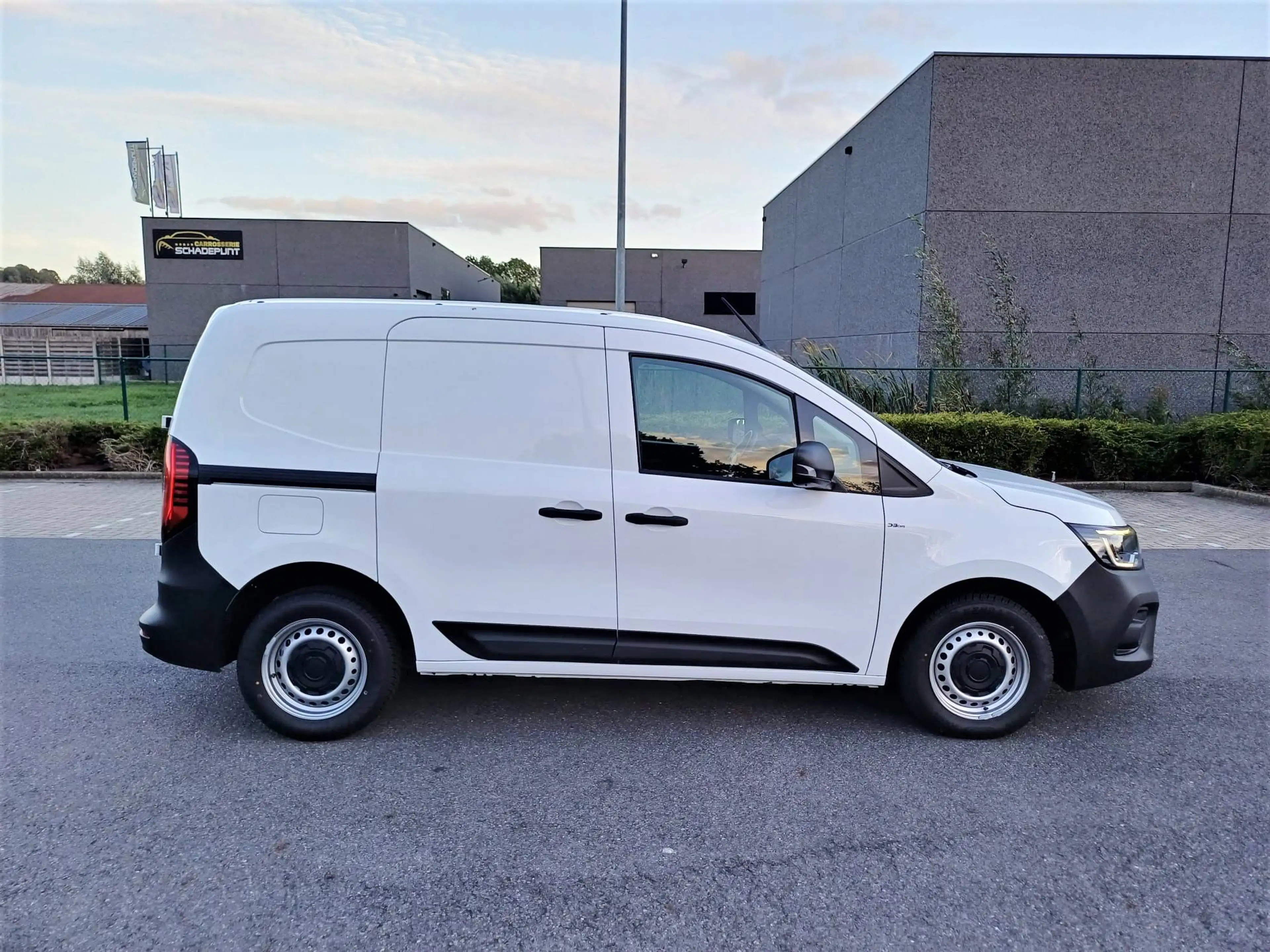Renault Kangoo 1.5 Blue dCi Confort s/s 1'Eign/1Er Main — photo 6