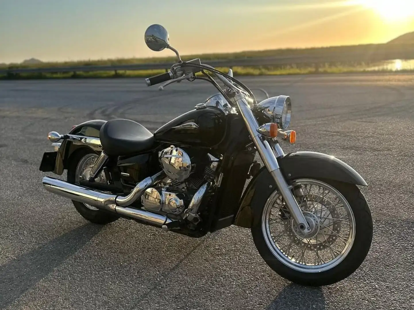 Honda VT 750 C Shadow Schwarz - 1