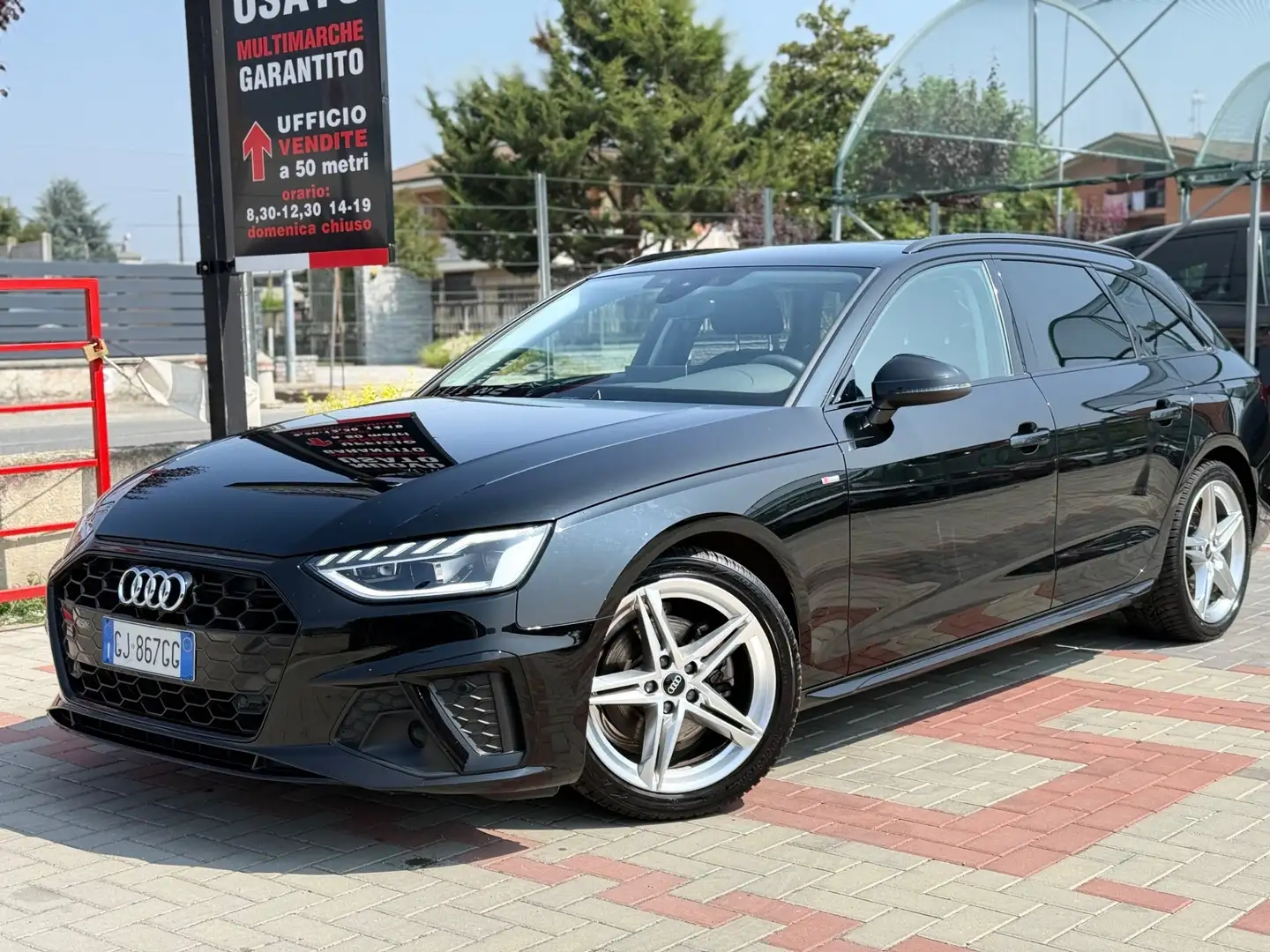 Audi A4 Avant 35 TDI/163 CV S tronic S line edition Nero - 2
