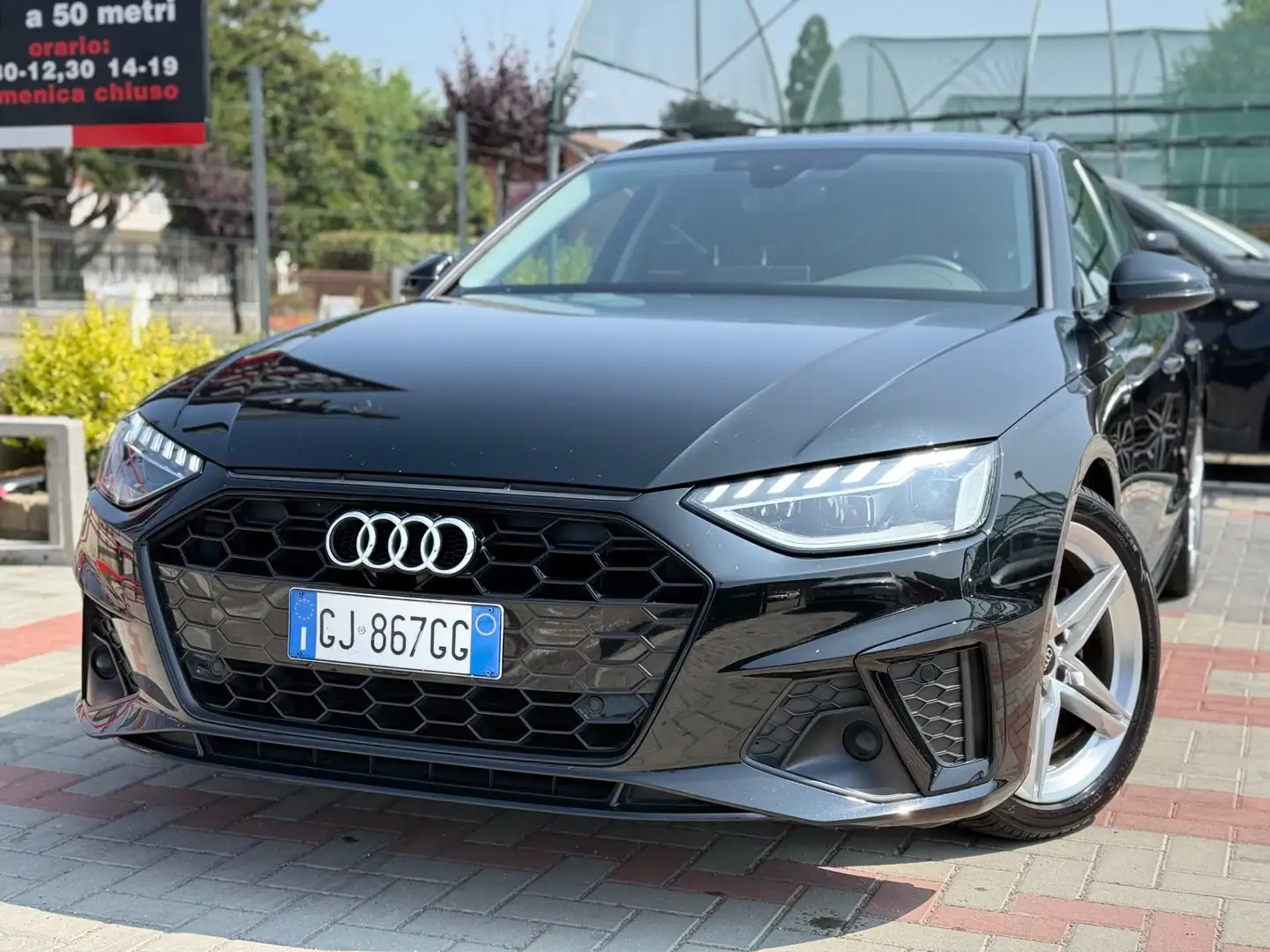 Audi A4 Avant 35 TDI/163 CV S tronic S line edition Nero - 1