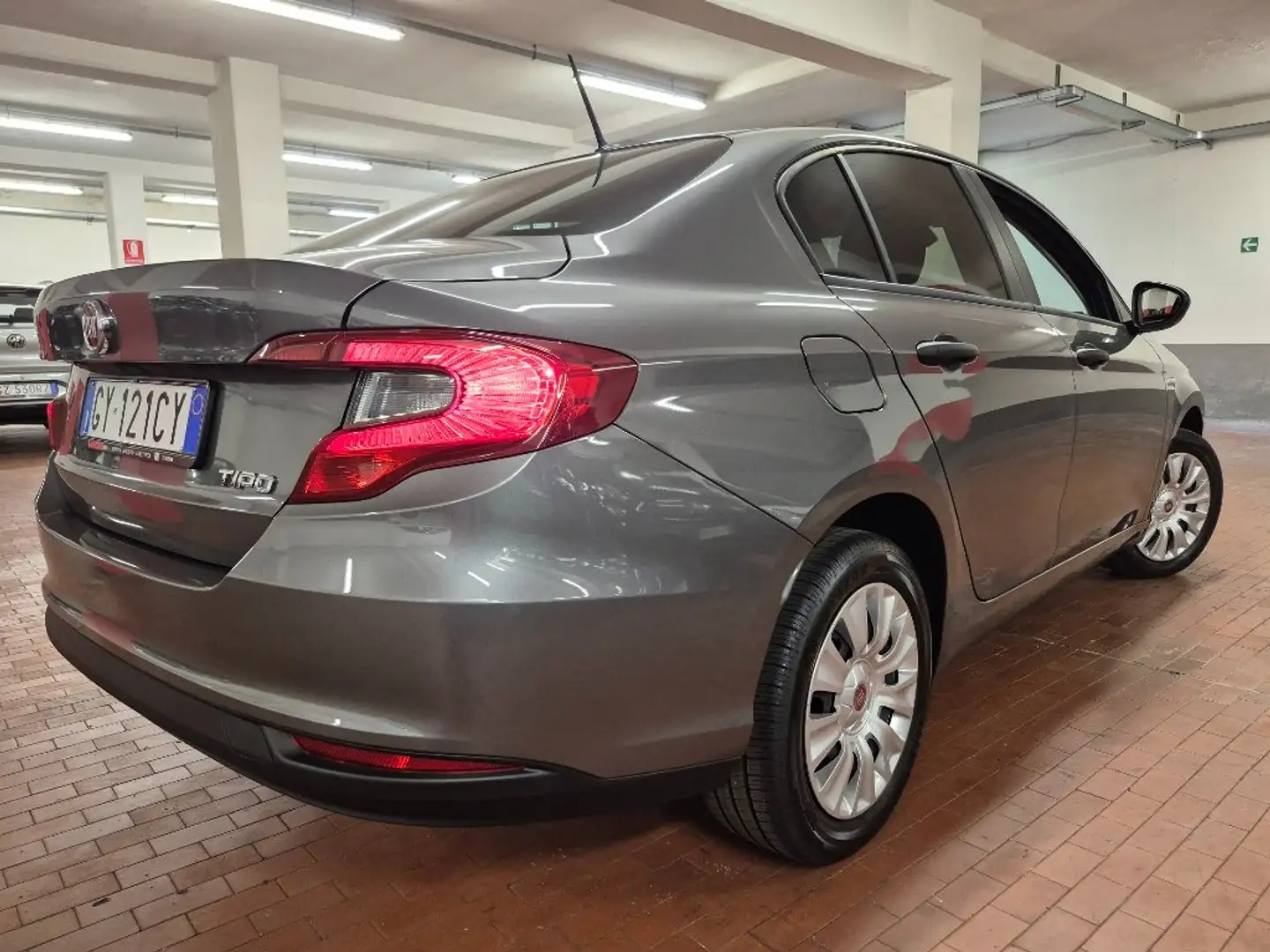 Fiat Tipo Tipo 4 porte 1.0 T3 TURBO-BZ 100CV, SOLO 1.000KM!! Grigio - 2