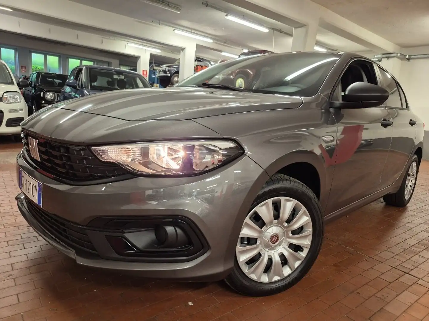 Fiat Tipo Tipo 4 porte 1.0 T3 TURBO-BZ 100CV, SOLO 1.000KM!! Grigio - 1