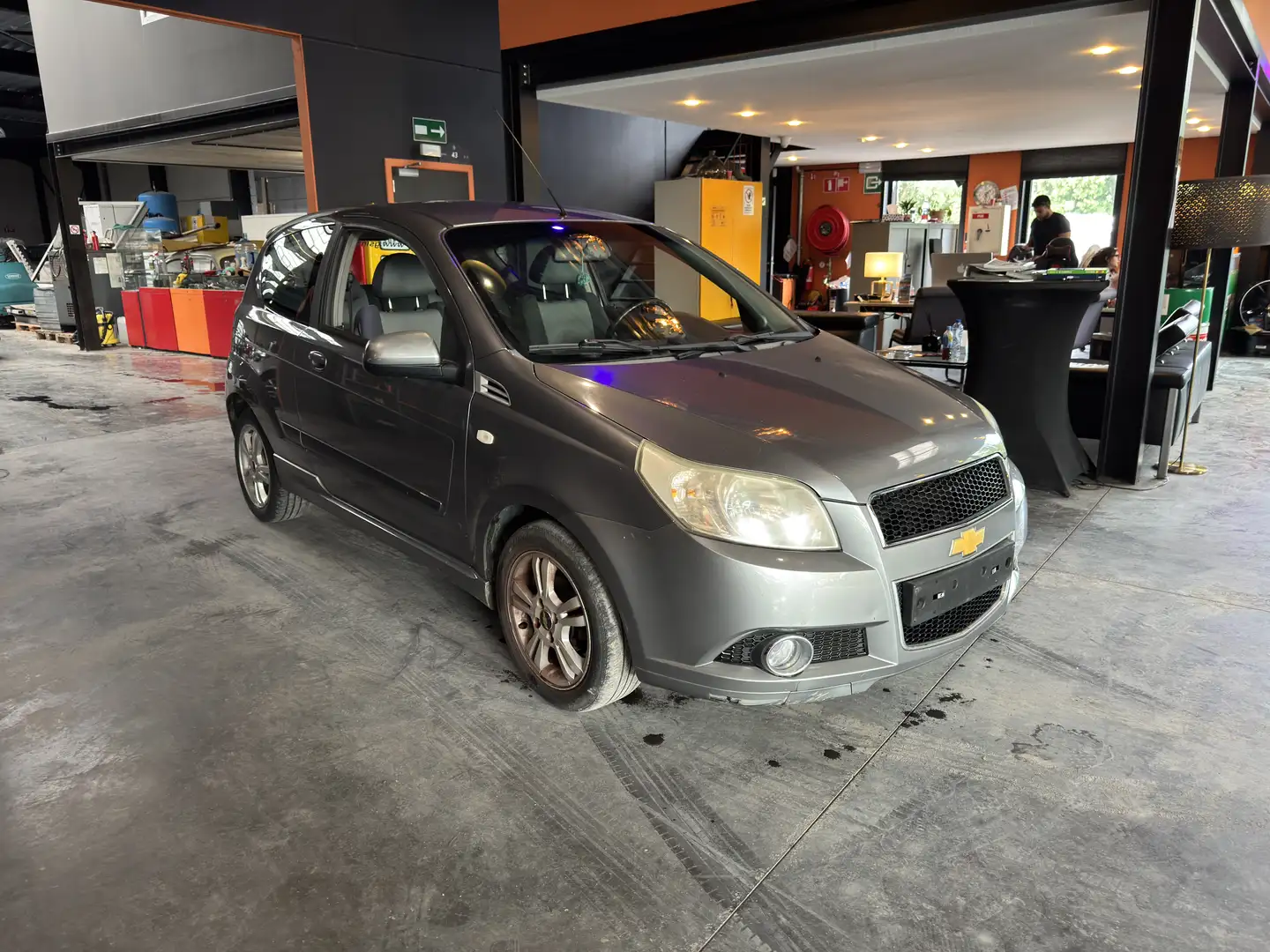 Chevrolet Aveo hatchback 1.4i LT/12 MOIS DE GARANTIE Grau - 1