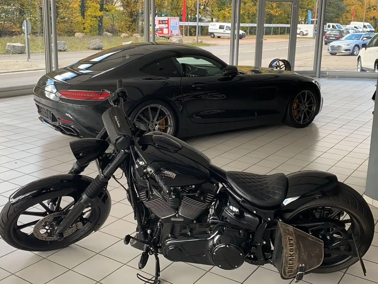 Harley-Davidson Breakout