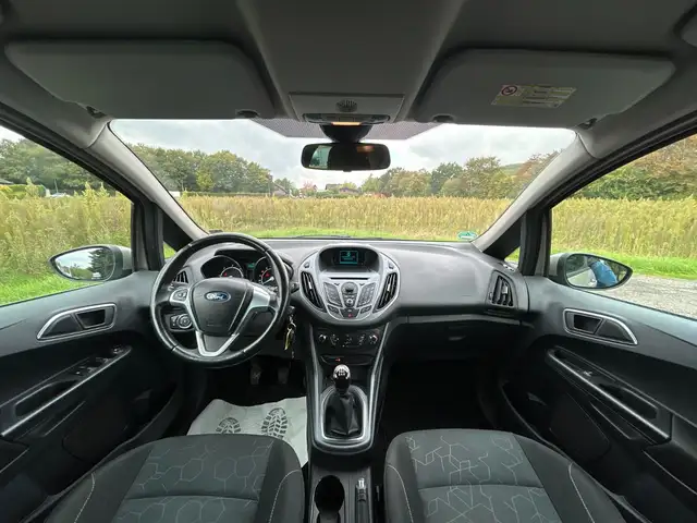 Ford B-Max view 21