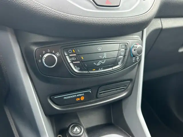 Ford B-Max view 29