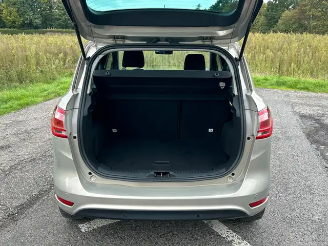 Ford B-Max view 18