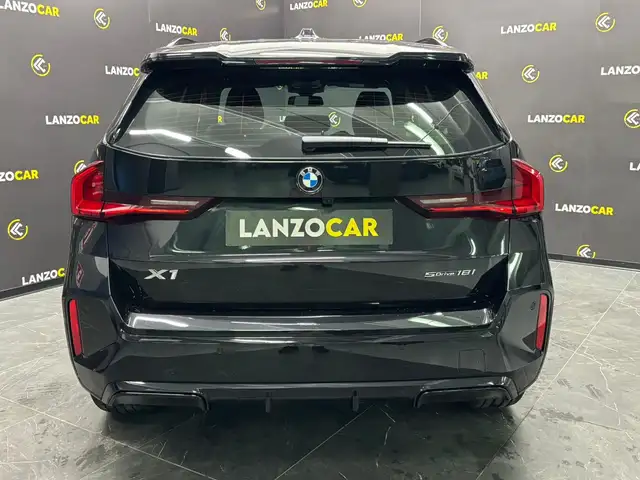 BMW X1 view 5