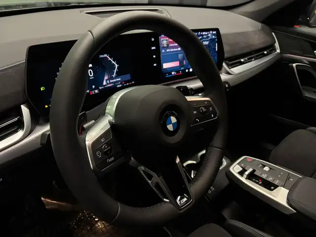 BMW X1 view 8