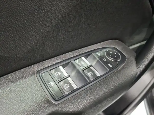 Renault Captur view 12