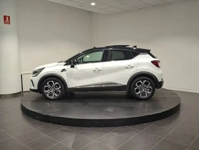 Renault Captur view 4