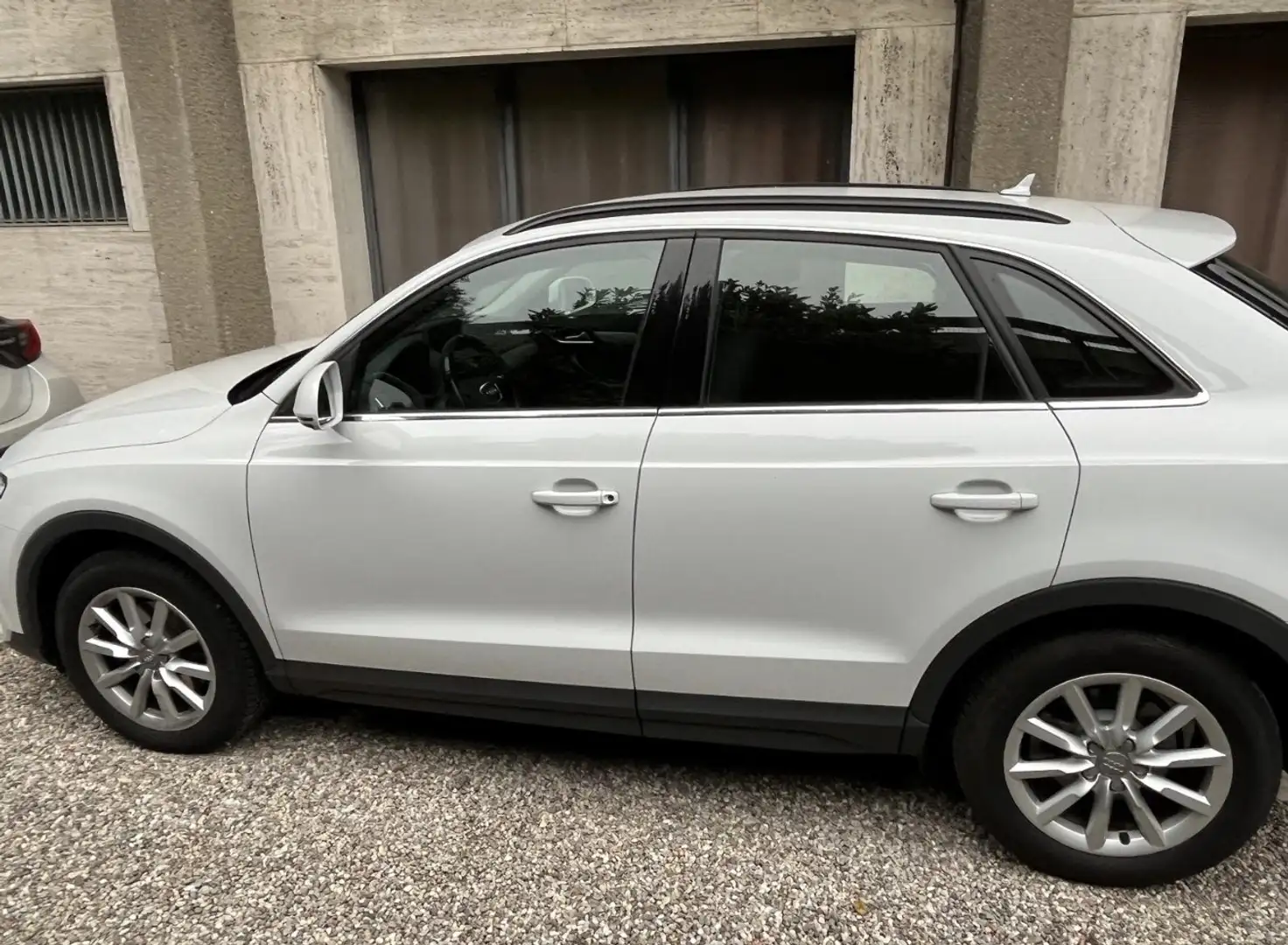 Audi Q3 Bianco - 2