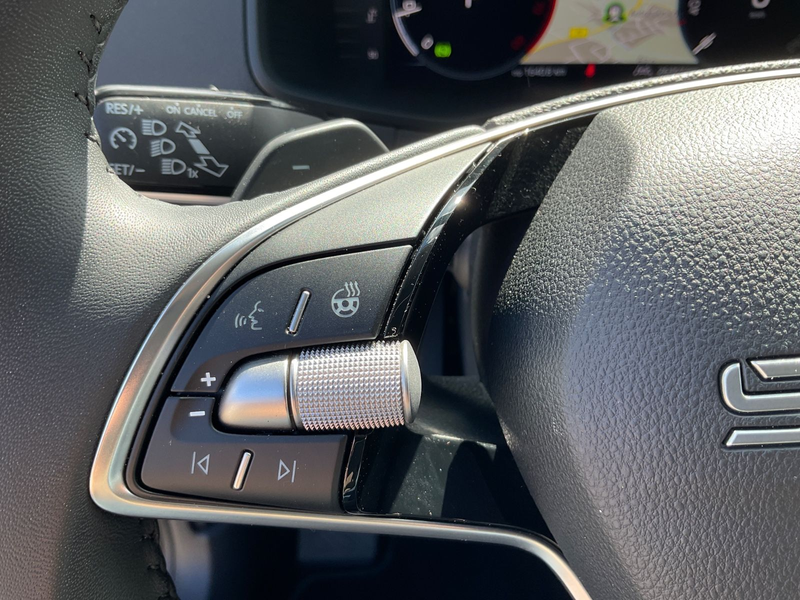 Skoda Karoq 1.5l TSI ACT DSG,Navi,Kamera,LED,VirtualCo — photo 16
