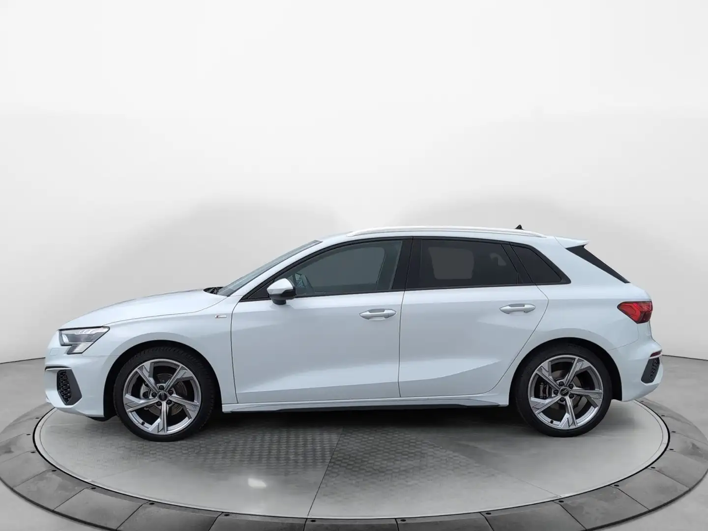 Audi A3 35 TFSI S-Tronic S-Line, EA8, Matri Blanc - 2