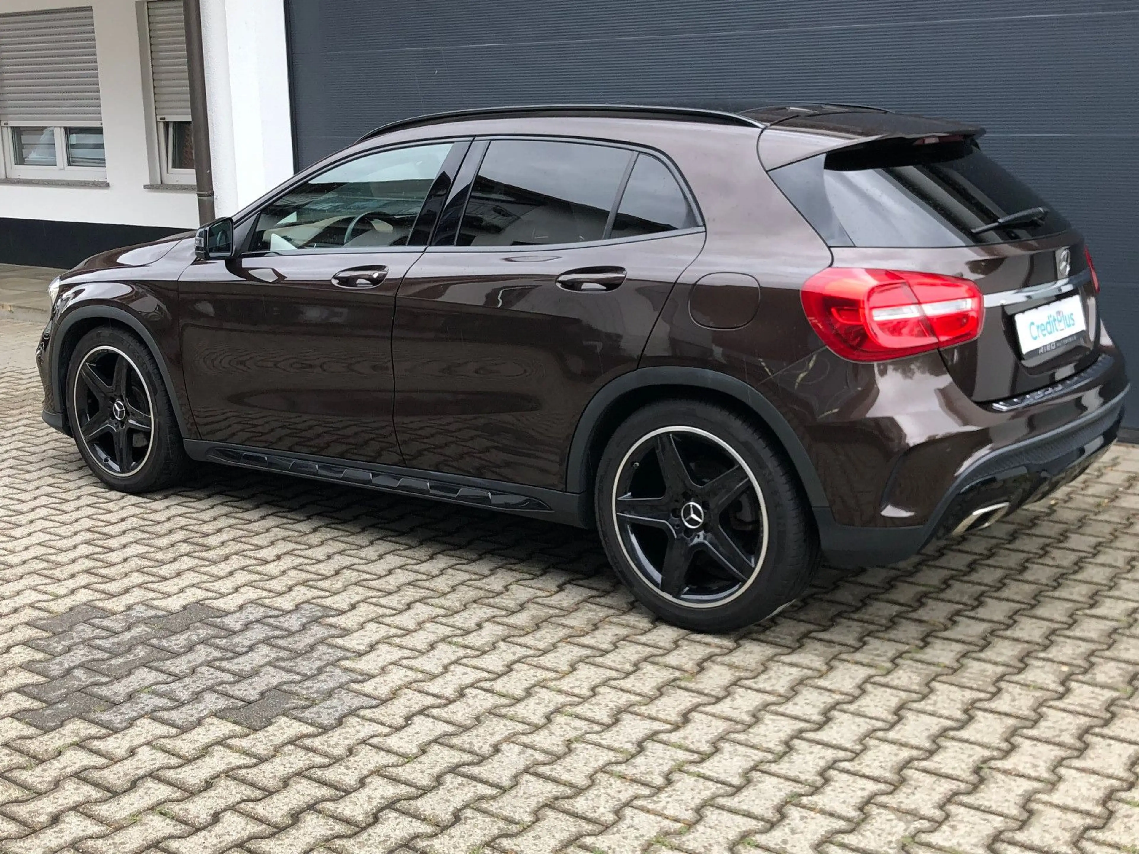 Mercedes-Benz GLA 220 d 4Matic AMG LED Navi Leder Kam Soundsy. — photo 7