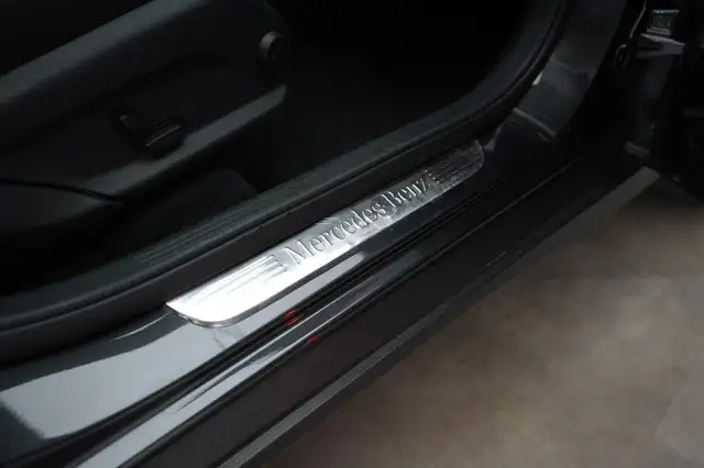 Mercedes-Benz GLC view 27