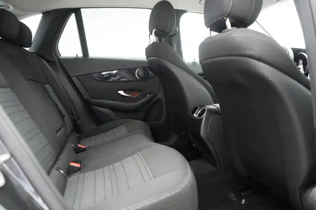 Mercedes-Benz GLC view 17