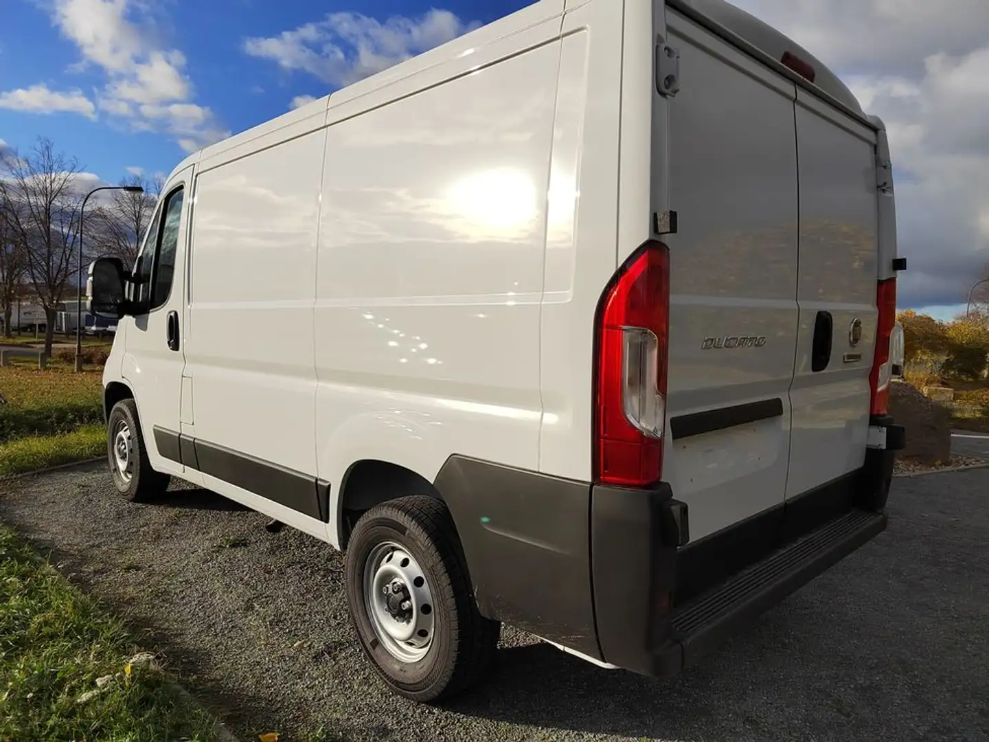 Fiat Ducato 30 L1H1 Kawa verblecht 120 MJT E6 Klima-ALW Weiß - 2