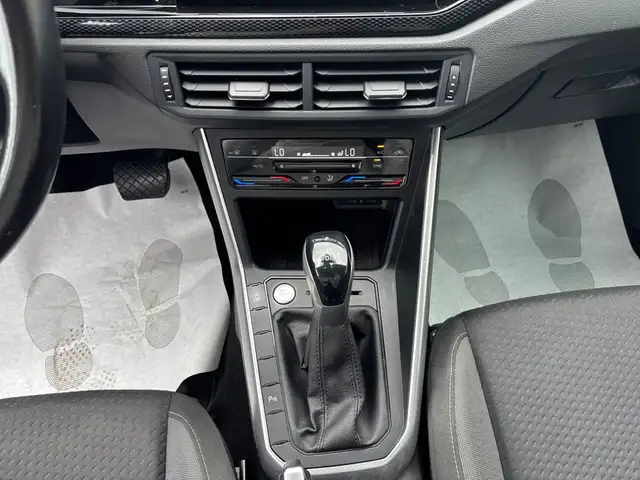 Volkswagen Taigo view 11