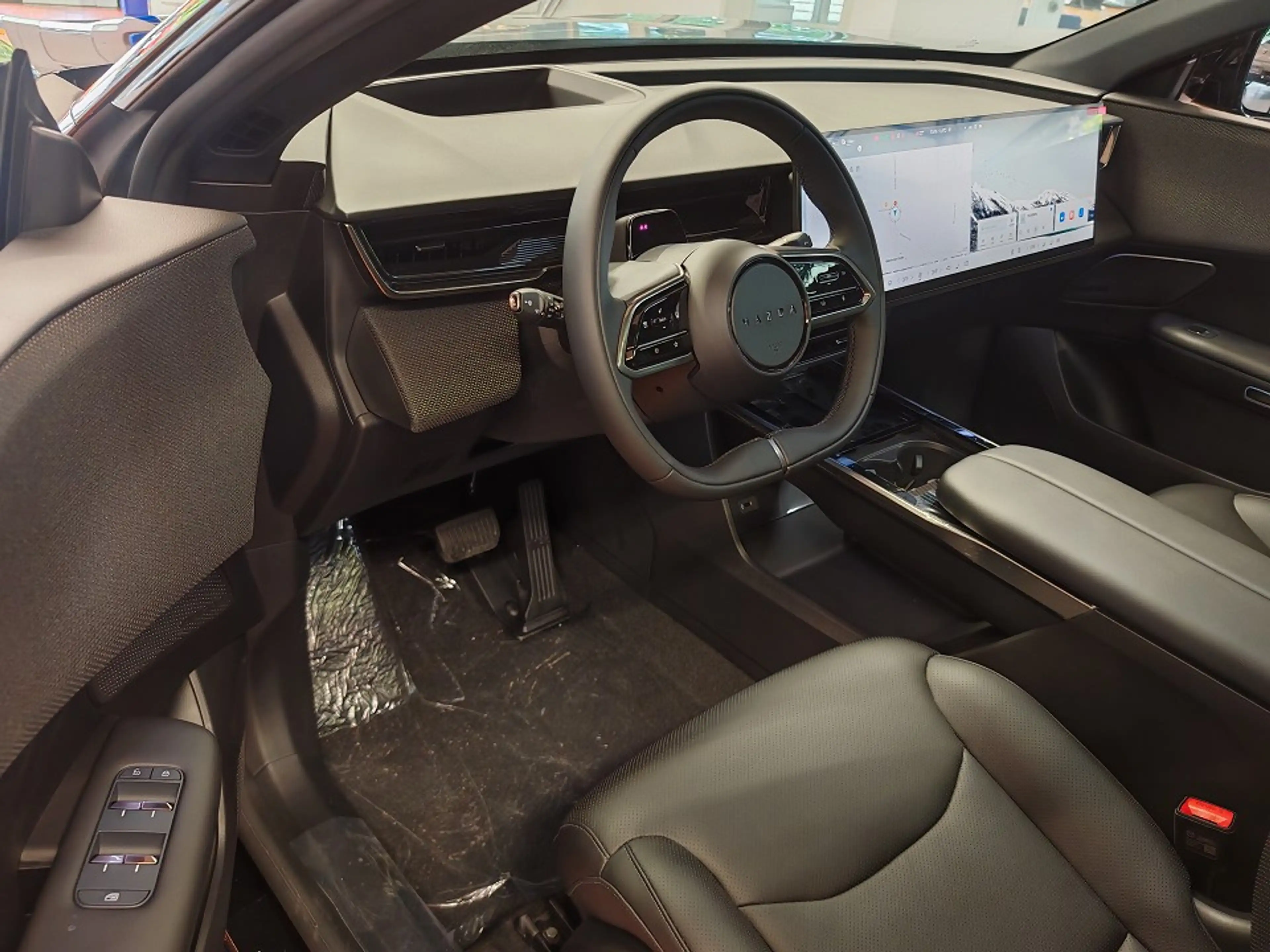 Mazda CX-6e EV 258ps — photo 15