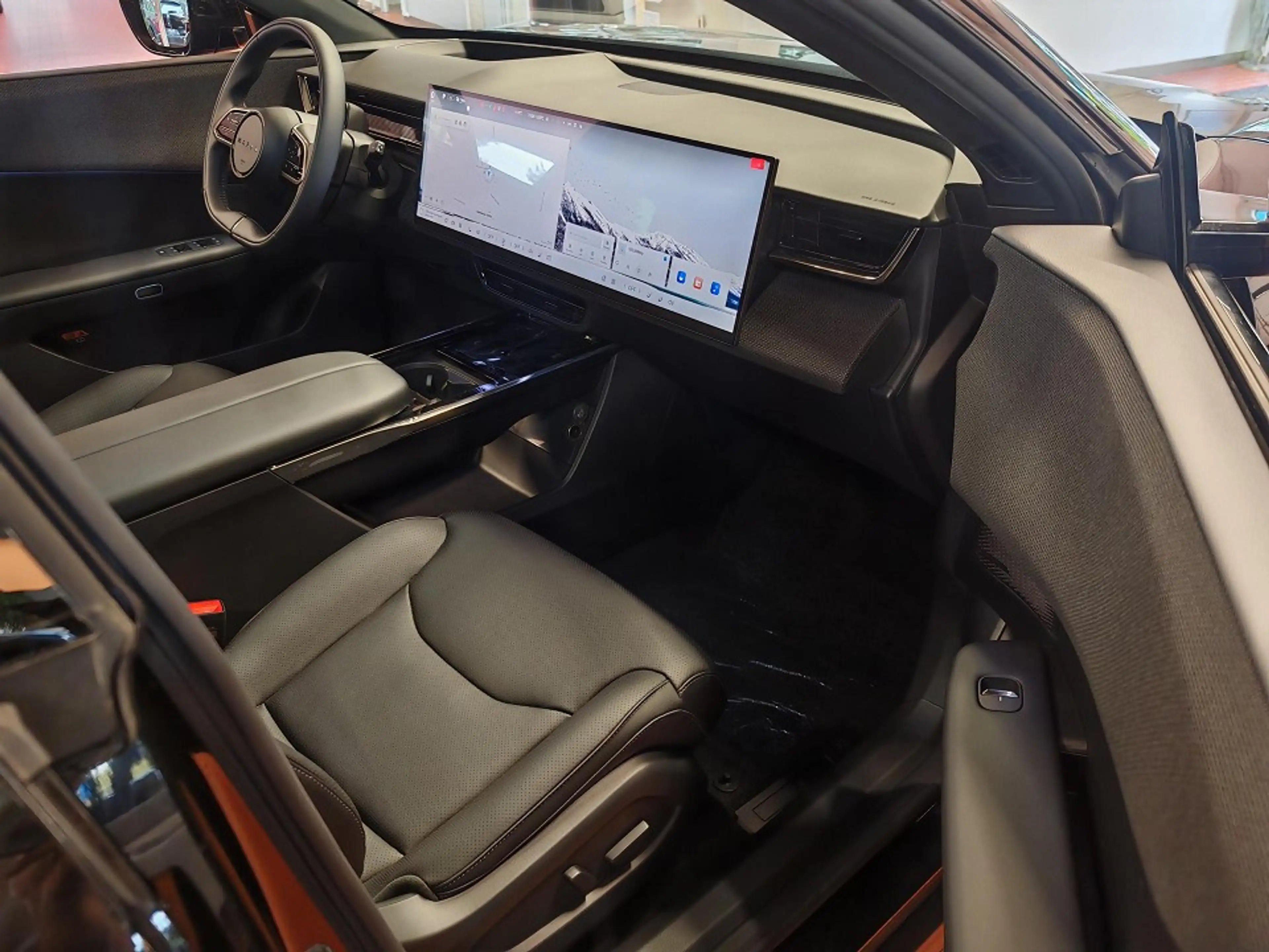 Mazda CX-6e EV 258ps — photo 4