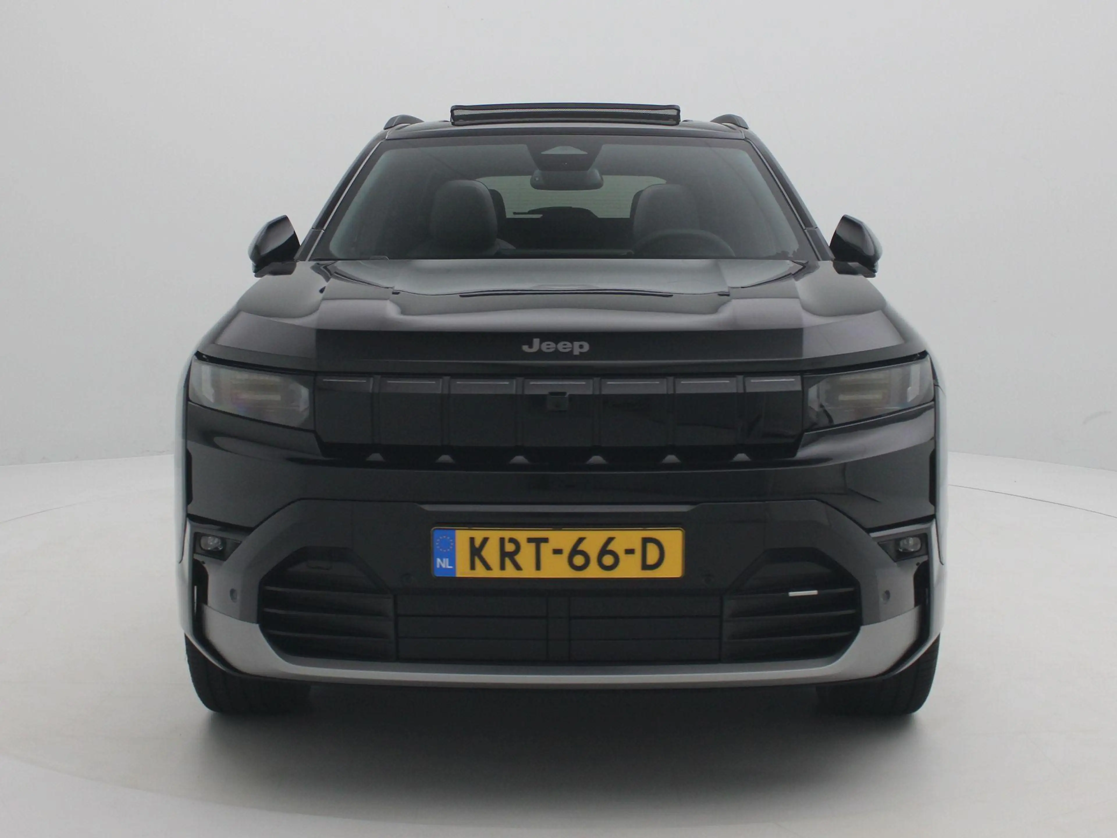 Jeep Compass Summit 74 kWh — photo 3