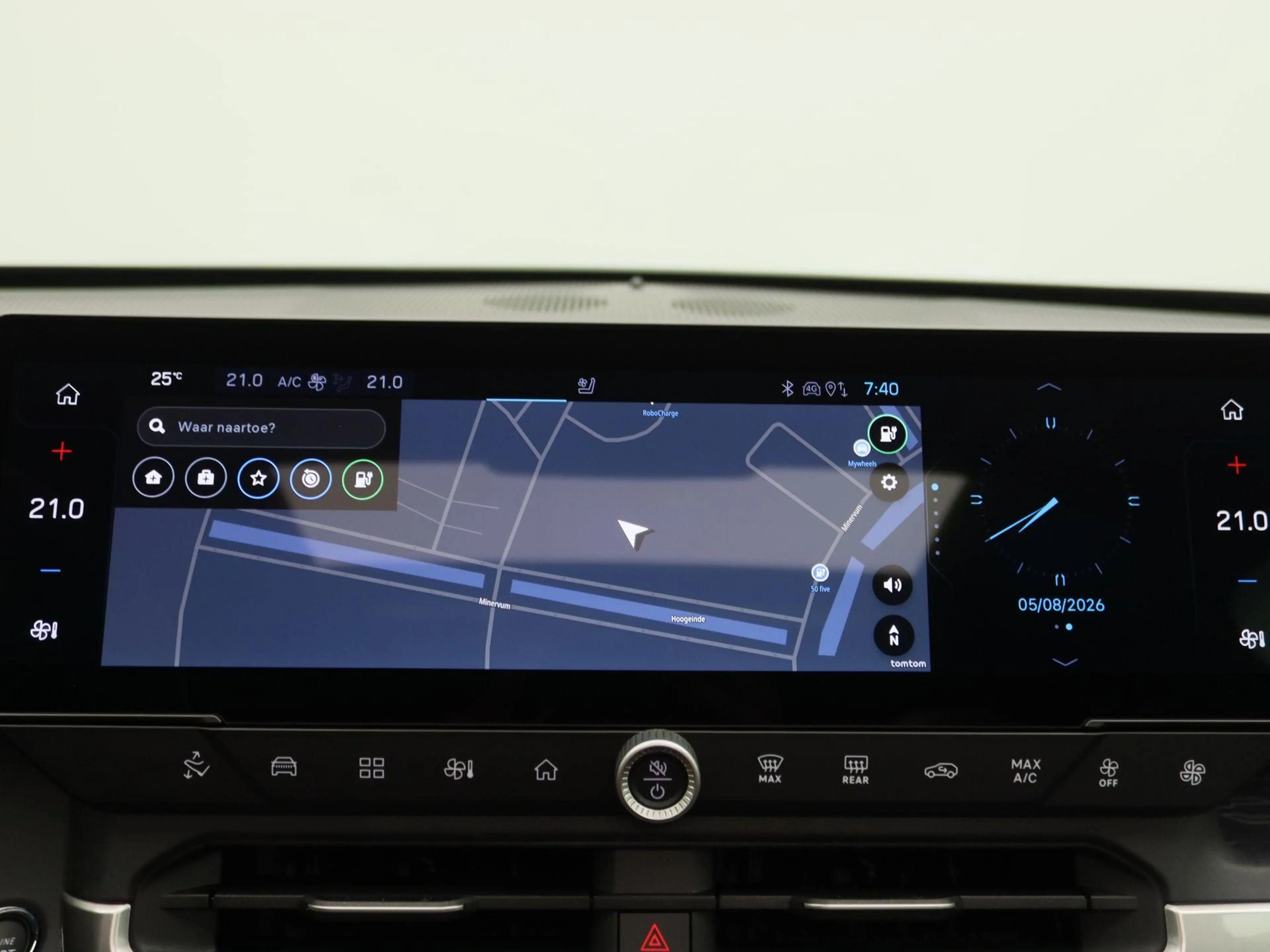 Jeep Compass Summit 74 kWh — photo 9