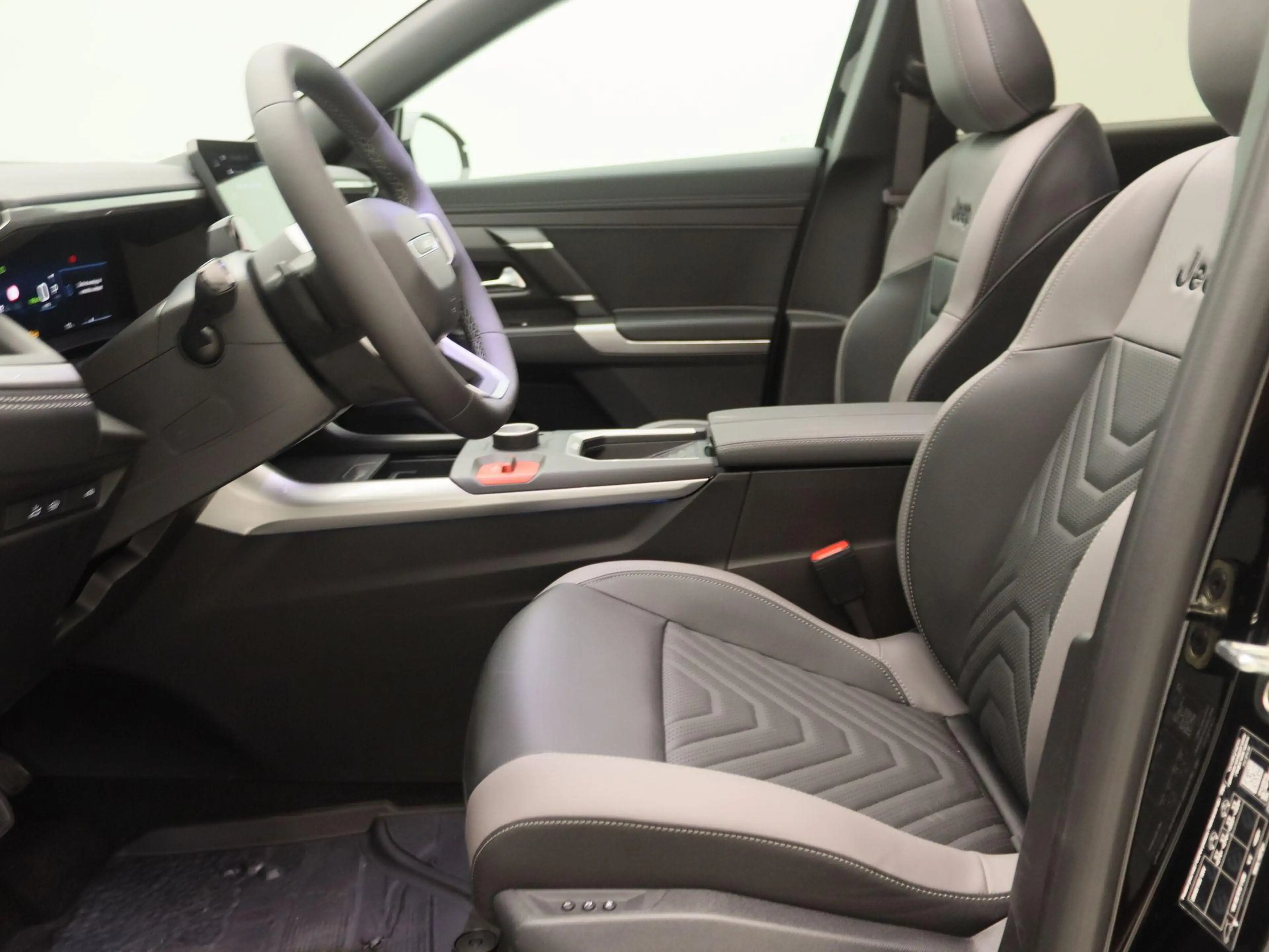 Jeep Compass Summit 74 kWh — photo 11