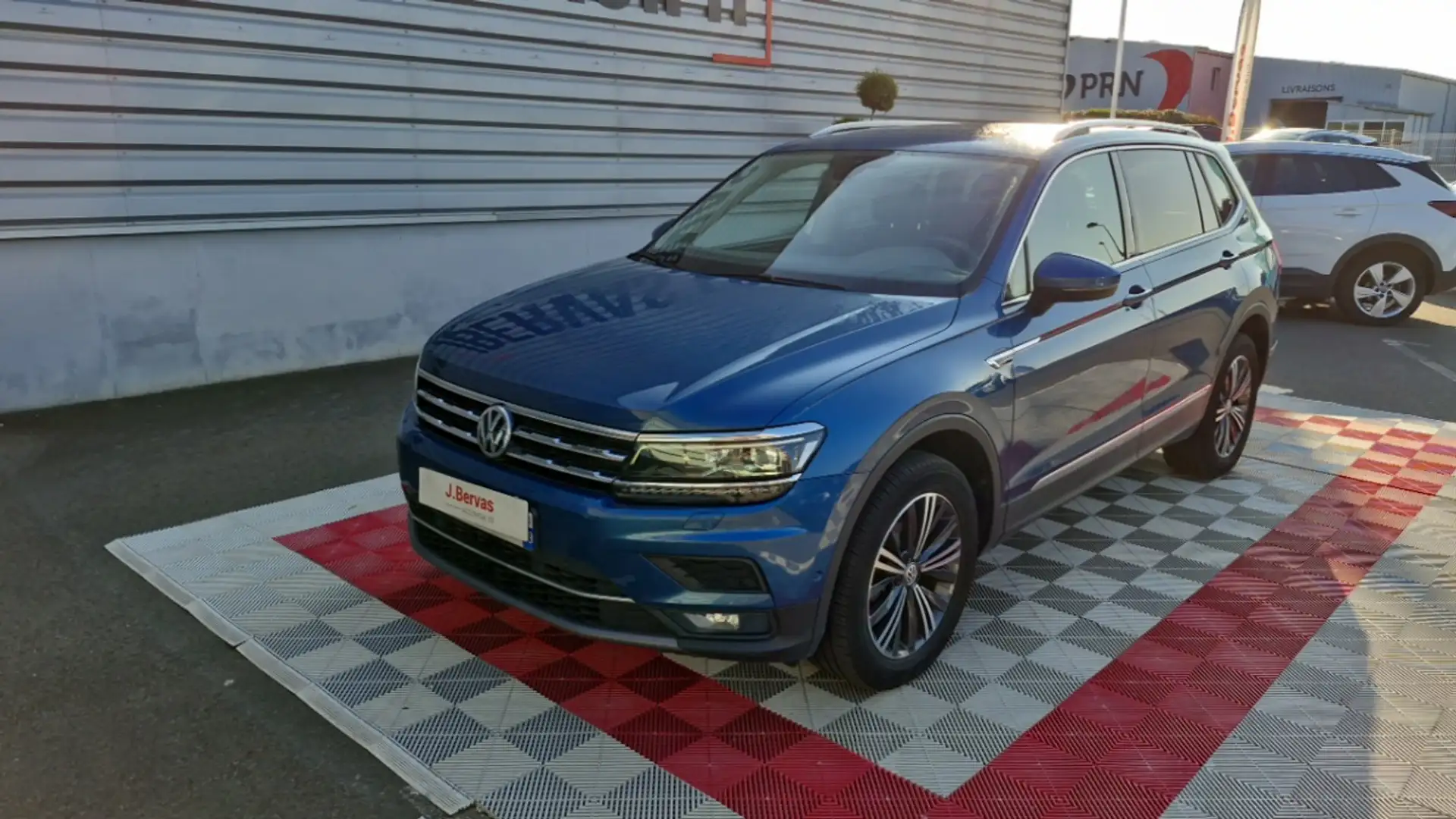 Volkswagen Tiguan Allspace 2.0 TDI 150 DSG7 CARAT Bleu - 2