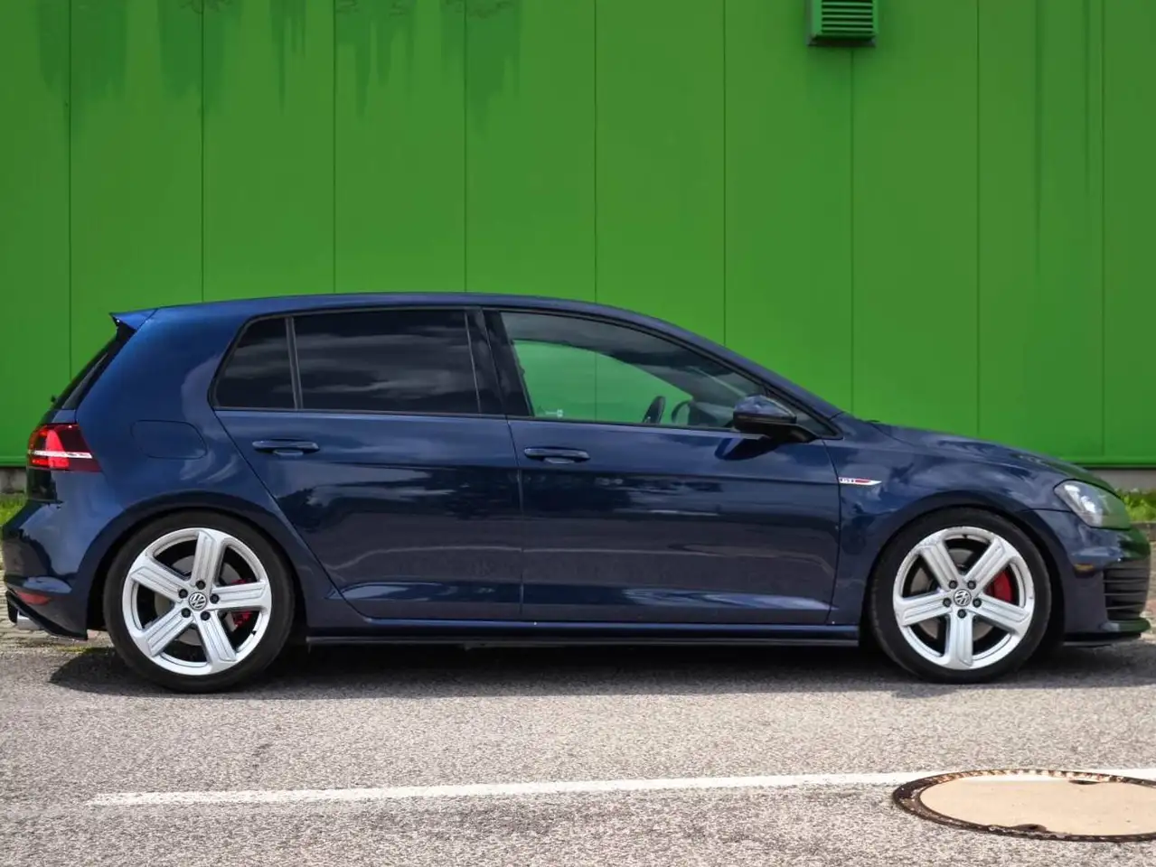 Volkswagen Golf GTI