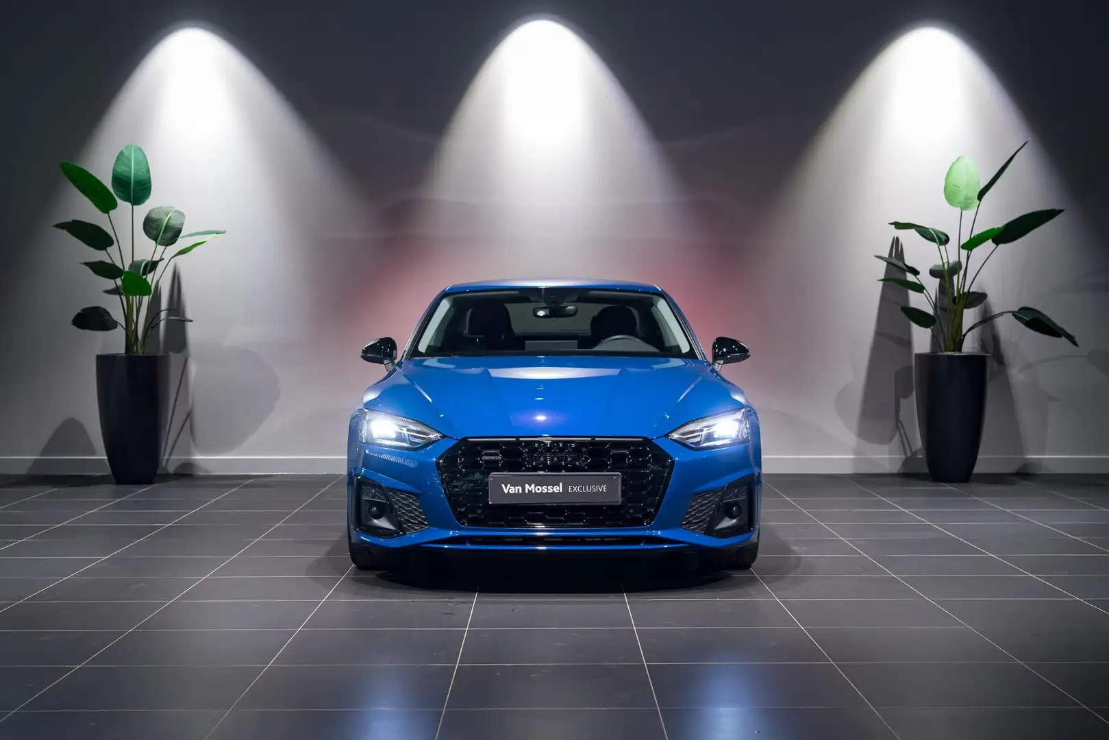 Audi A5 Coupé 40 TFSI Quattro S tronic S Line CARPLAY | SH Blauw - 2