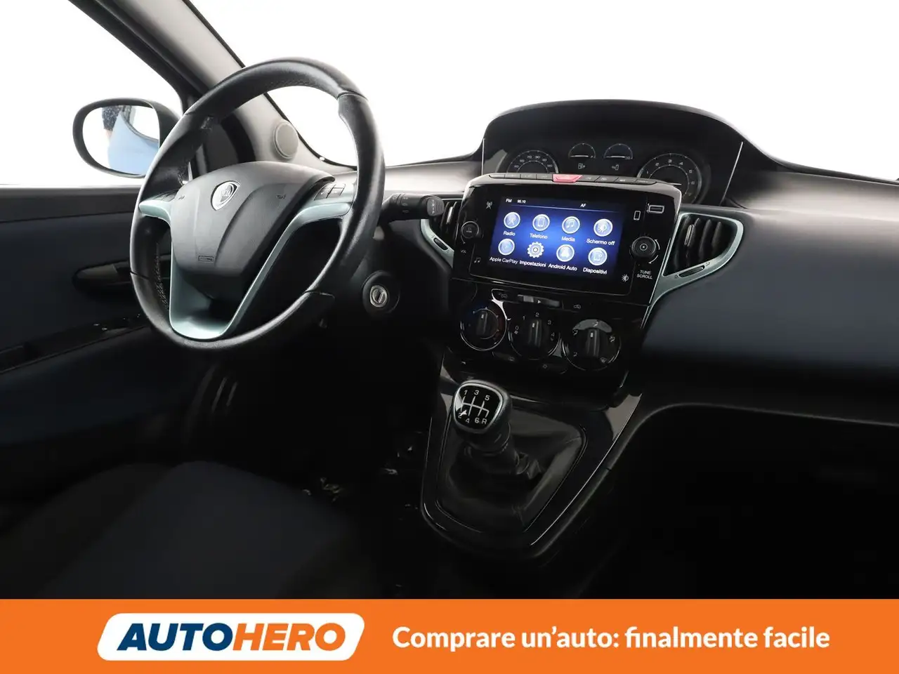 Lancia Ypsilon 2023 — фото 13